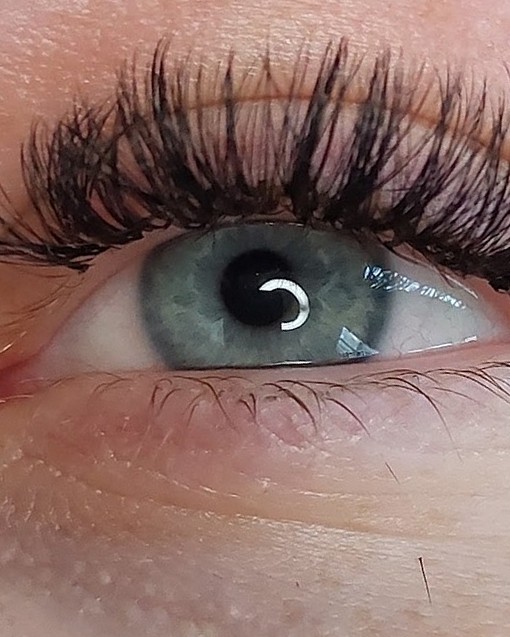 Volume wimperextensions, close-up van het resultaat
